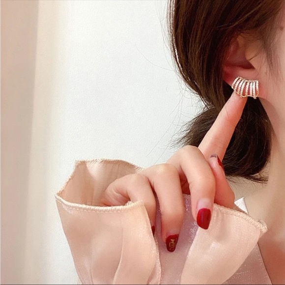 “Golden Hour” Mini Hoop Diamond Sterling Silver Stud Luxury Formal Cute Earrings - Picture 3 of 5